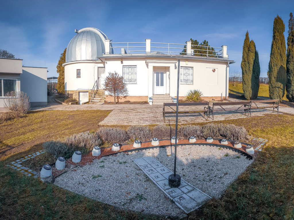 Hvězdárna Uherský Brod https://nivnicka-riviera.cz/wp-content/uploads/2025/09/hvezdarna.jpg