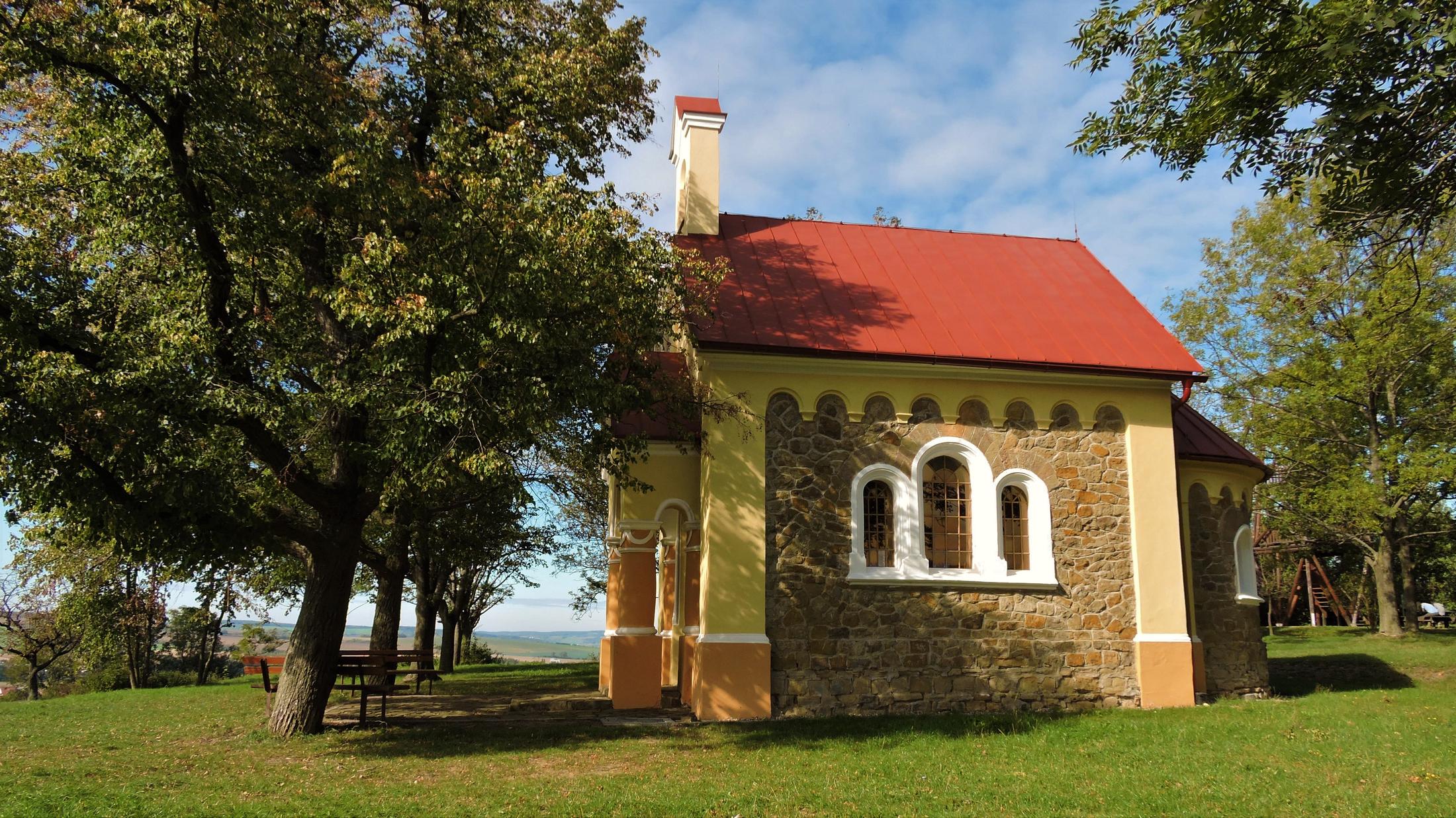 kaple-nejsvetejsi-trojice https://nivnicka-riviera.cz/wp-content/uploads/2025/09/kaple-nejsvetejsi-trojice-1.jpeg